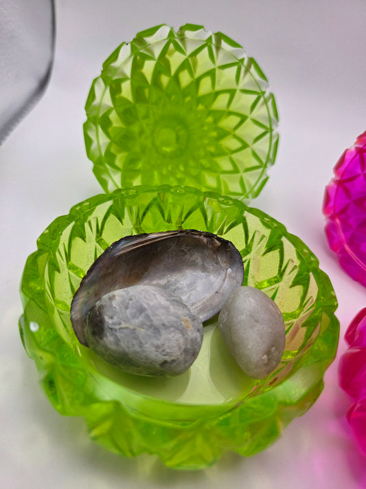 Uranium-Inspired Teardrop Jar Set